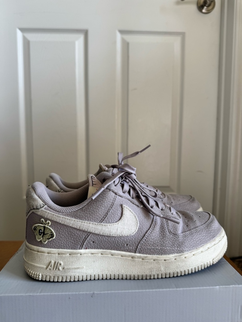 Nike Air Force 1 Low — Light Lavender with White Swoosh